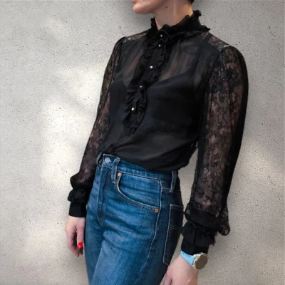 Dolce & Gabanna 🚨Pago impuestos de importación🚨 azul seda con botones de encaje y perlas talla M Foto 1 de 4