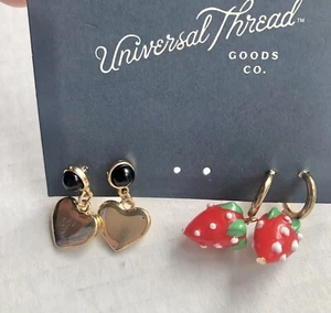 Universal Thread Nickel Free Earrings Gold & Black Heart & Strawberry pierced - Picture 1 of 5