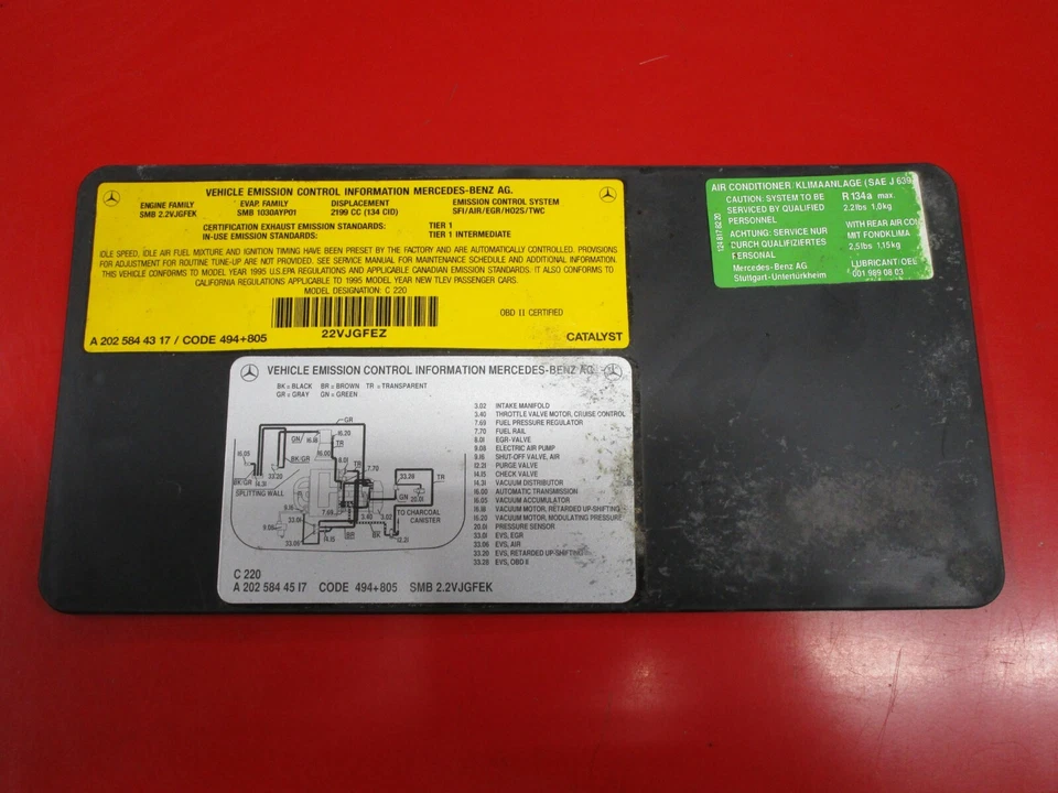 OE 1994 梅赛德斯-奔驰 C220 W202 抽油烟机排放贴纸面板 #2026820081 — 第 1/4 张图片