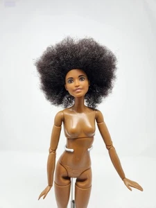 Barbie Fashionistas afroamericanas #133 silla de ruedas GGV48 AA hecha para mudarse - Imagen 1 de 7