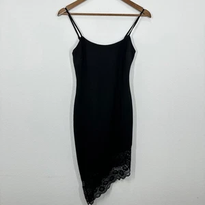 Next Up kleines schwarzes Kleid Cocktail Party Spitze asymmetrischer Saum Minikleid - Bild 1 von 7