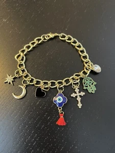 Pulsera Dorada Gruesa 7 Protecciones  - Picture 1 of 5