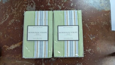 Par de farsa estándar a rayas PotteryBarn Morrison de algodón verde Foto 1 de 4