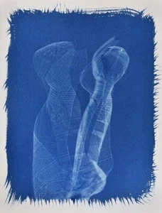 Cianotipia Cyanotype 31X41, ABBRACCIO, Rita Mungiardi, originale 2023 - Foto 1 di 12