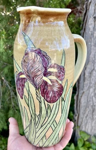 1980 SIGNED SBCD SANTA BARBARA CERAMIC DESIGN POTTERY IRIS FLOWER PITCHER VASE - Picture 1 of 21