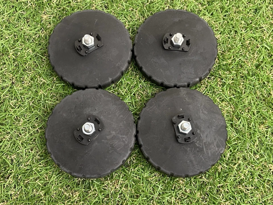 Numark Set Of Feet x4 (A143) - Image 1 of 2