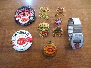 VINTAGE CINCINNATI REDS PINS, BUTTONS, WATCH LOT !!! - Picture 1 of 12