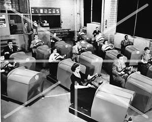 People Learning To Drive Vintage 8x10 Photography Reprint - Picture 1 of 1