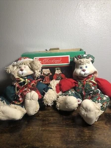 House of Lloyd Christmas Around the World Hip Hop Christmas Bunnies 542064 - Picture 1 of 6