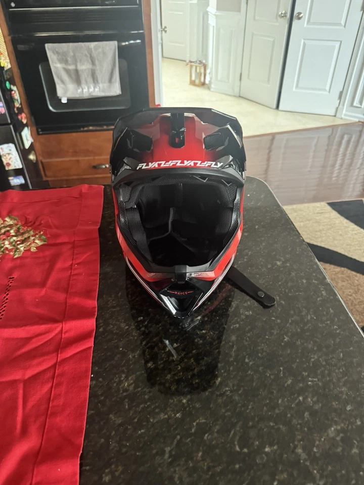 Casco de motocicleta de cara completa casco de bicicleta de calle 7 colores DOT para hombres mujeres jóvenes Foto 1 de 4