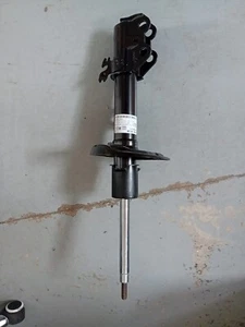 Sospensione anteriore destra nuova originale Toyota Yaris Cross - Foto 1 di 2