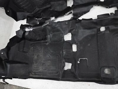 Ford Ranger 2020 interior forro de piso alfombra *cabina extendida *negro Foto 1 de 4