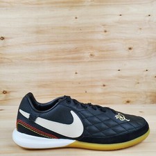 ronaldinho futsal shoes
