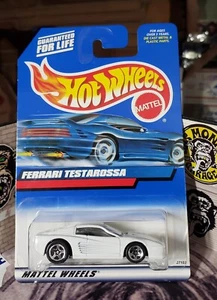 👓Hot Wheels 2000 #136🏁1995 Ferrari TESTAROSSA F512M Blanco⭐Rueda cromada de 5 radios - Imagen 1 de 7