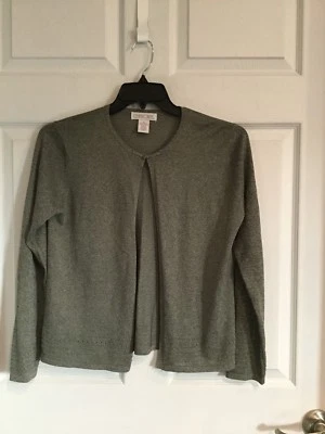 EUC Cherokee Women’s  Medium Gray Beige Heather Sweater Long Sleeve 1 Button . - Image 1 of 4