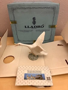 Vintage LLADRO Goose Taking Flight Open Wings Figur #1265 Collectors Society - Bild 1 von 9