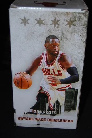 Dwyane Wade Chicago Bulls 2016 2017 Bobblehead SGA TransUnion New In Box Cover