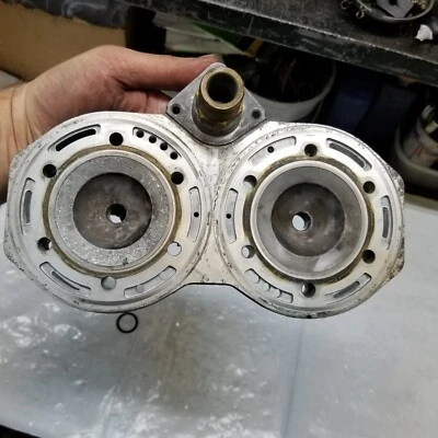 1999-2001 Polaris XC SP RMK SKS 500 head 3021048 - Image 1 of 4