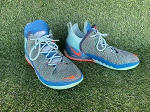 Nike Lebron 18 "We Are Family" Green Abyss Crimson CQ9283-300 Herrengröße 10,5 - Bild 1 von 11