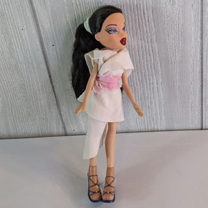 Vintage 2001 MGA erste Generation Bratz Puppe bekleidet High Heel Füße EUC - Bild 1 von 5