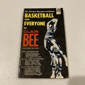 Basketball for Everyone by Clair Bee 1962 Ace Star T-137 - Picture 1 of 12