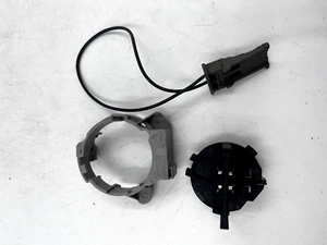0EM Halogen Lamp Holder Low Beam Head Light Base For VW Golf 6 MK7 Tiguan Touran - Picture 1 of 3