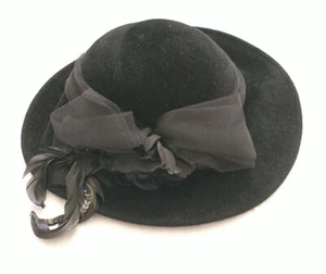 VTG BETMAR New York Women Black Bonnie Hat Bow Feather Flower Sequin Union USA - Picture 1 of 9