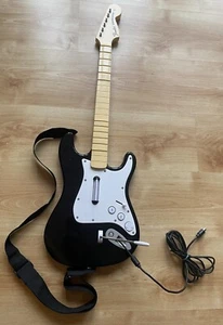 Rockband Harmonix Fender Stratocaster Guitar Xbox 360 Wired. - Picture 1 of 14