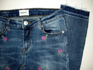 VINEYARD VINES GIRLS JEANS SZ 16 X 26" BLUE EMBROIDERED FLOWERS SKINNY LEG EUC - Picture 1 of 8