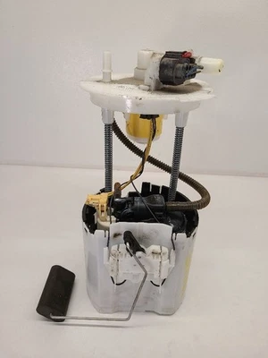2016 - 2017 CHEVROLET MALIBU Fuel Pump Assembly 1.5L - Image 1 of 4
