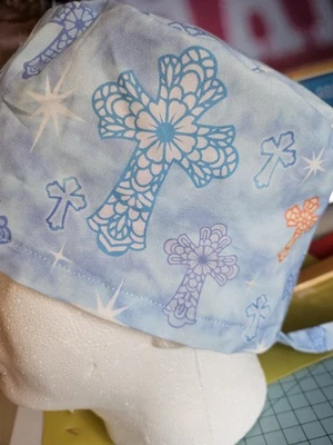 HERMOSAS TAPAS EXFOLIANTES QUIRÚRGICAS HECHAS A MANO CRUCES     Foto 1 de 3