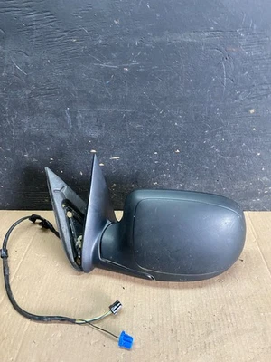 Espejo retrovisor izquierdo Chevrolet Silverado Suburban 1999 a 2006 OEM Q5413 DG Foto 1 de 4