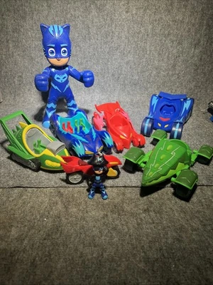 PJ Máscaras Juguetes Gran Lote de Figuras 2 y 6 Vehículos Coches Catboy Gekko Owlette Foto 1 de 4