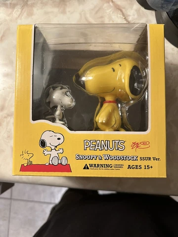 Medicom Toy VCD SNOOPY & WOODSTOCK SSUR Ver. Limited collaboration From Japan Cover