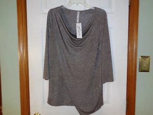 NEW NY COLLECTION DRESSY TOP LAYERED FLOWING NECK 3/4 SL GRAY POLY SPAN M NWT$44 - Picture 1 of 2