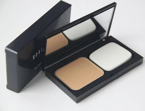 BOBBI BROWN Skin Weightless Powder Foundation - Golden W-074 Full Size Boxed New - Picture 1 of 2