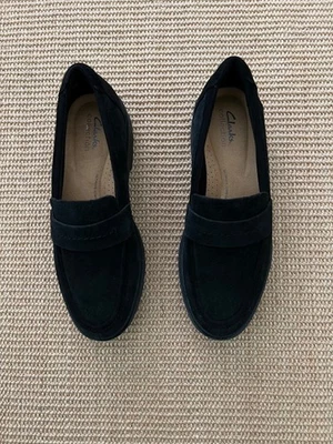 Clarke's Ultimate Comfort Black Loafers Size 9 - Image 1 of 3