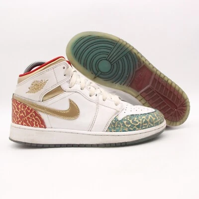 Zapatilla deportiva Nik Air Jordan 1 Mid School NC To Chicago Youth 5 para mujer 6,5 FB2212-100 Foto 1 de 4