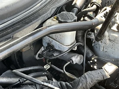 Cilindro maestro de freno cupé para 09-16 GENESIS 2125269 Foto 1 de 4