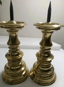 20th Century Williamsburg Virginia Metalcrafter Brass Spike 10" Candlestick Pair - Picture 1 of 7