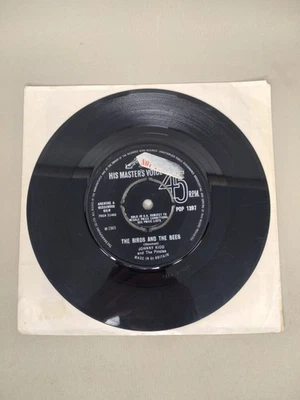 JOHNNY KIDD - THE BIRDS AND THE BEES - 1965 7" Vinyl HMV FACTORY SAMPLE  - Image 1 of 4