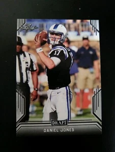 DANIEL JONES .. LEAF 2019 NFL DRAFT PROSPECTS.. ROOKIE CARD.. NY GIANTS.  - Foto 1 di 2