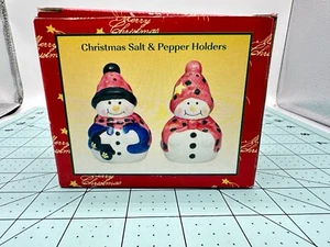 Adorable SNOWMEN Vintage Holiday Salt Pepper Shakers - Picture 1 of 7