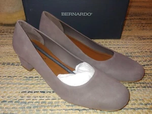 NEW Bernardo Reggie 10M Smoke Kid Suede Block Heel Pumps Grey/Purple Leather - Picture 1 of 9
