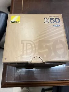 Nikon D50 6.1MP Digital SLR Camera - Black (Kit With Instructions And Charger) - Picture 1 of 22