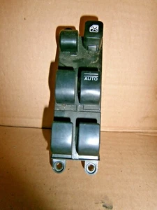 SUBARU FORESTER 2001 OFFSIDE LADO DEL CONDUCTOR DELANTERO 4 VÍAS VENTANA INTERRUPTOR PAQUETE - Imagen 1 de 1