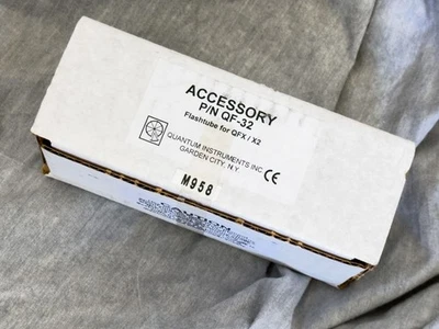 Quantum Instruments QF32 Flashtube con luz de modelado - NUEVO Foto 1 de 2