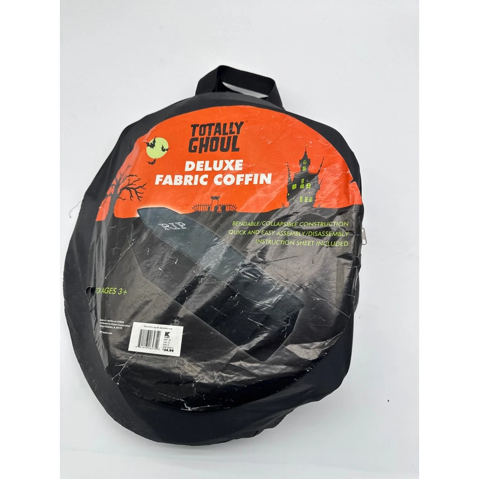 Halloween 5ft Deluxe Nylon Fabric Life Size Pop-Up Collapsible Coffin Dracula - Image 1 of 1