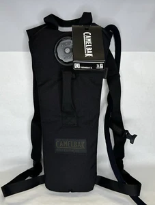 Camelbak Thermobak 2L 71000 Hydration Pack 70 oz Black 71000 NWT - Picture 1 of 15