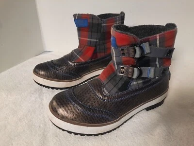 Botas forradas de lana de invierno Uggs Marrais talla 7 Foto 1 de 4